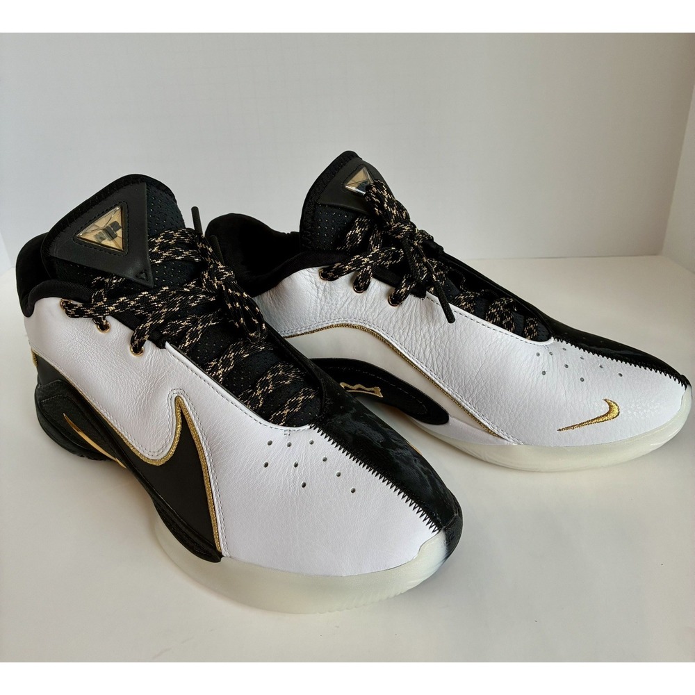 NIKE~ LeBron 22 Mogul HV8454-100~Men Size 10 NWOB